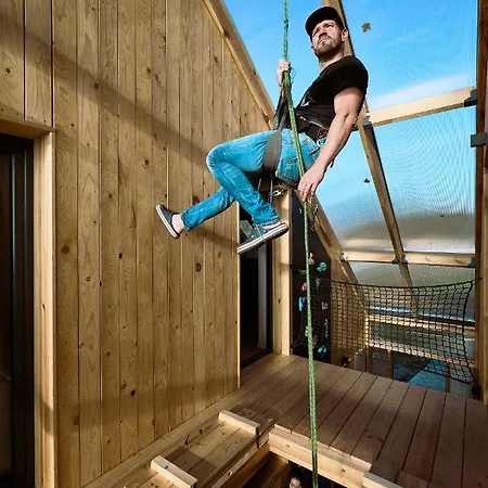 Baza Udana * Janowice Wielkie