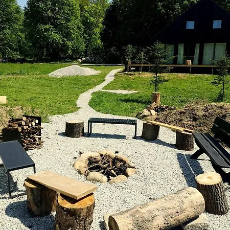 아파트 Baza Udana